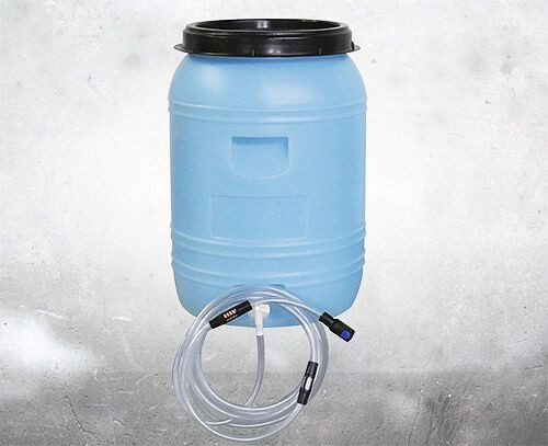 Reservatório IBH queda d'água 60 litros, completo com válvula de fechamento, indicador de vazão e engate rápido com filtro fino, 259700001