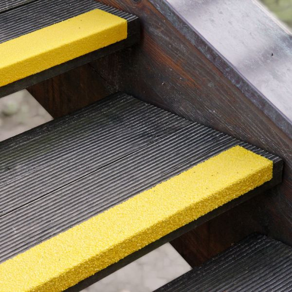 Moukové kalhoty protiskluzový profil hrany schodů GRP středně žlutá 70x1000x30mm, GTMG0701000
