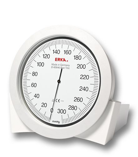 ERKA blodtryksmåler bordmodel (med manchetkurv bagpå) med manchet Vario, størrelse: 27-35cm, 285.20481